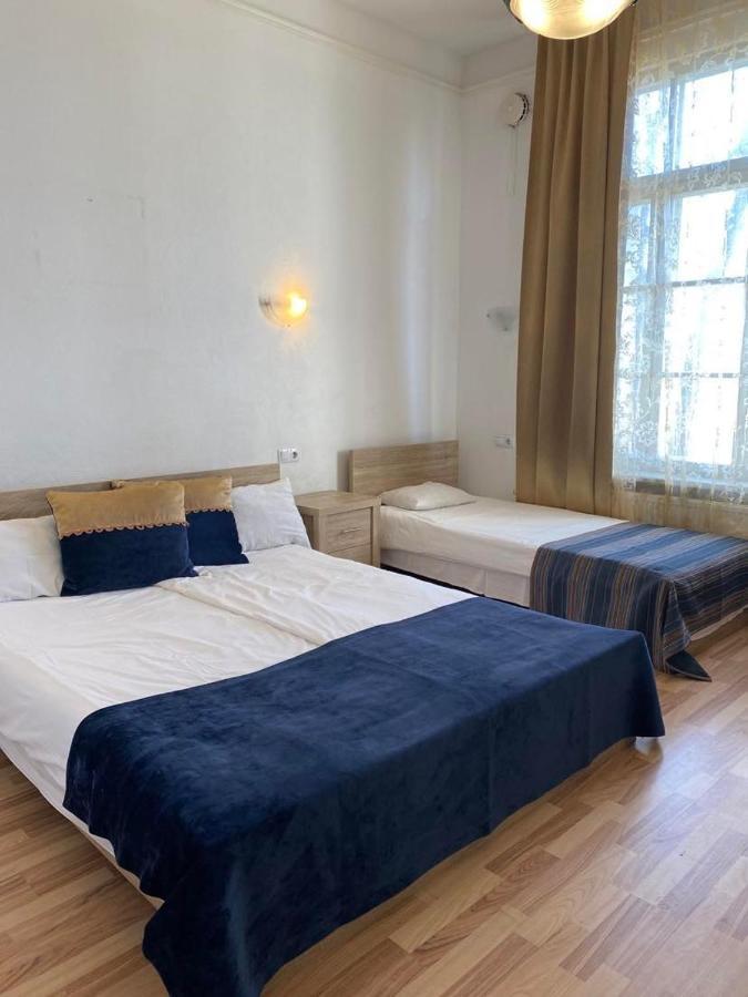 Aquamarine Hotel - Lauluvaeljak タリン エクステリア 写真