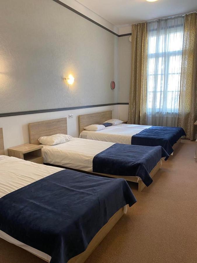 Aquamarine Hotel - Lauluvaeljak タリン エクステリア 写真